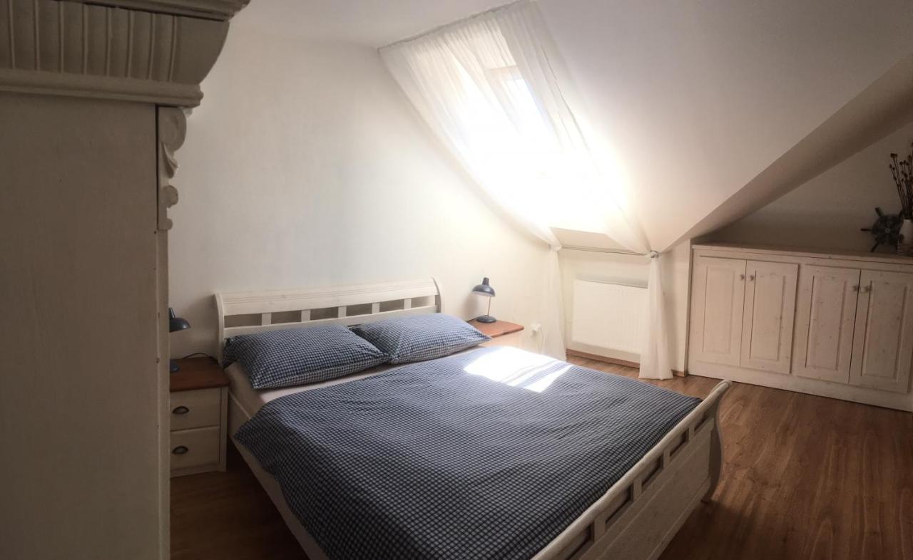 Penzion Primášé Dolni Vestonice Extérieur photo