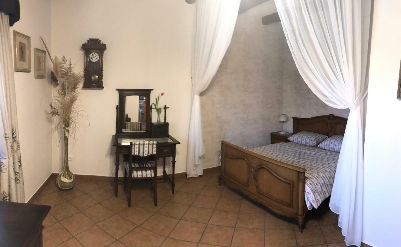 Penzion Primášé Dolni Vestonice Extérieur photo